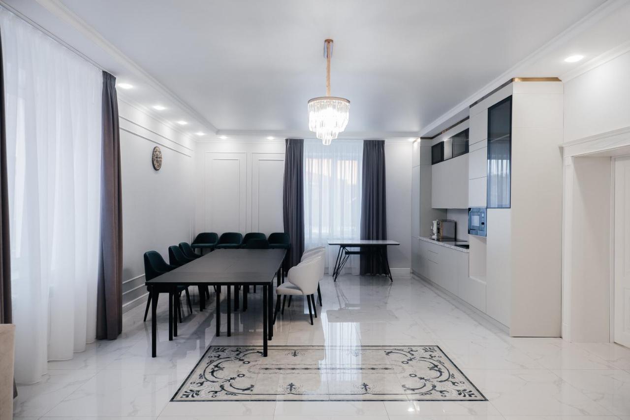 Hotel El-Tau Ekibastuz Esterno foto
