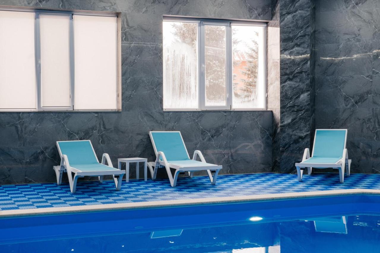 Hotel El-Tau Ekibastuz Esterno foto